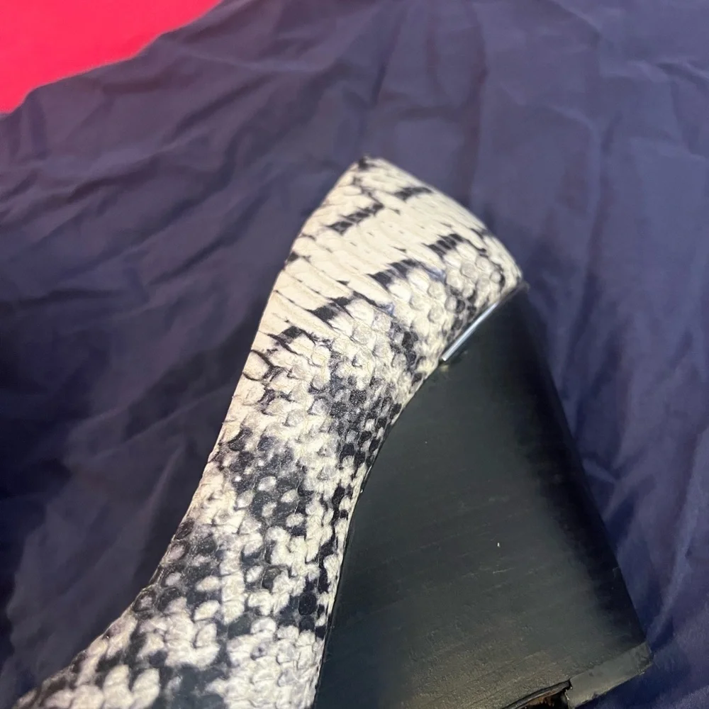 Coach Orchard Black and White Snake Print Wedge Leather Pumps, size 9